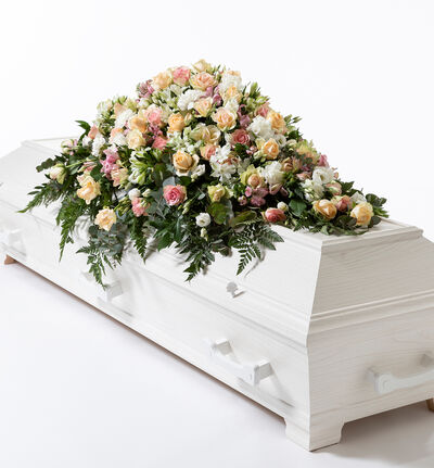 Kistedekorasjon i rosa og fersken 150 cm Kistedekorasjon i rosa og fersken 150 cm